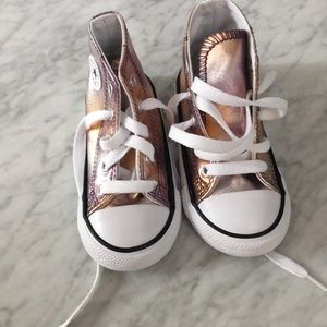 Toddler iridescent high top converse